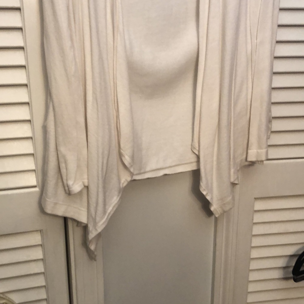 White cardigan - Picture 2 of 6